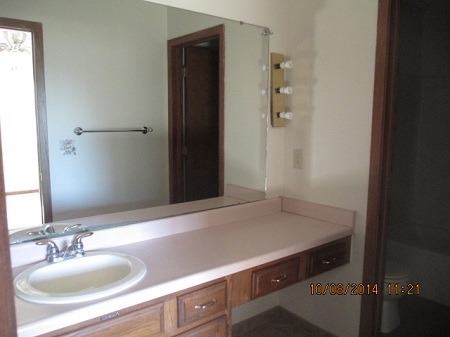 8637 Olson Rd, Belvidere, IL 61008 photo 9