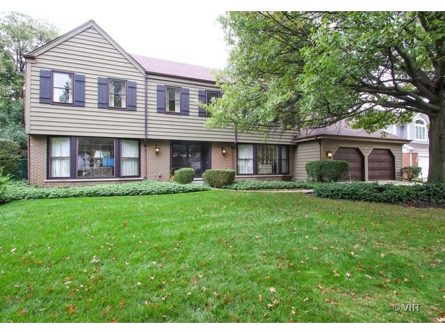 4051 Picardy Dr, Northbrook, IL 60062 photo 1