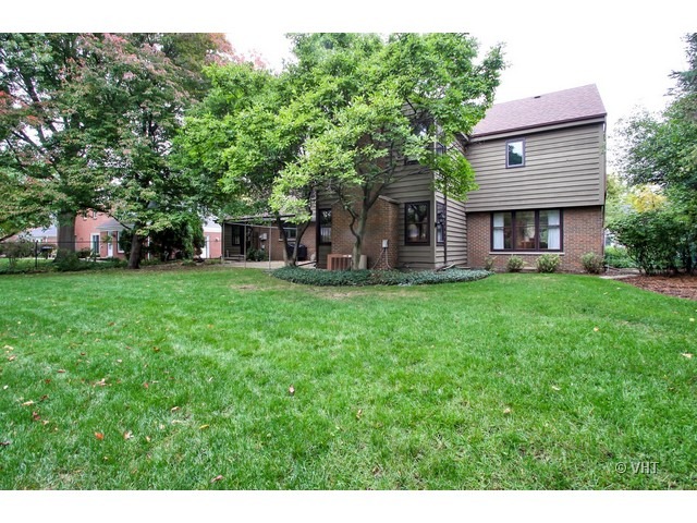 4051 Picardy Dr, Northbrook, IL 60062 photo 20