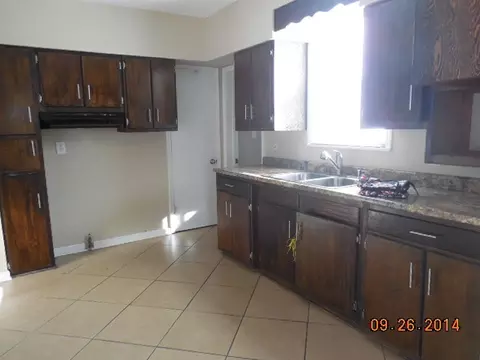 532 N Adams St N, Kankakee, IL 60901 photo 4