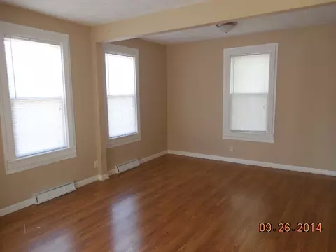 532 N Adams St N, Kankakee, IL 60901 photo 2