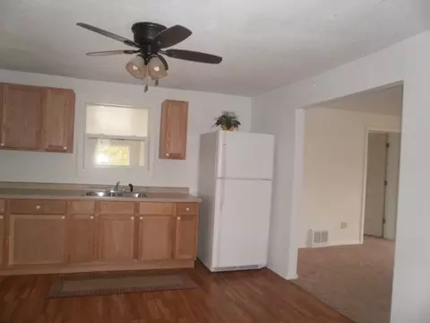 2598 E 506th Rd, Oglesby, IL 61348 photo 5