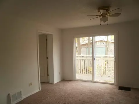 2598 E 506th Rd, Oglesby, IL 61348 photo 3