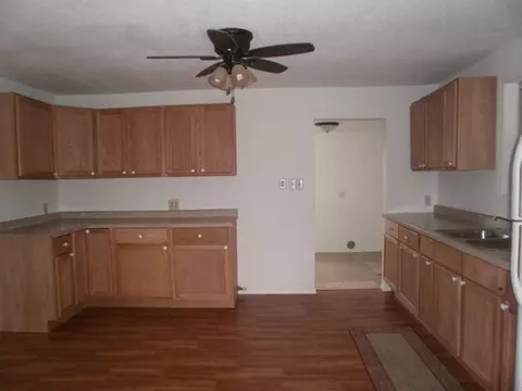 2598 E 506th Rd, Oglesby, IL 61348 photo 4