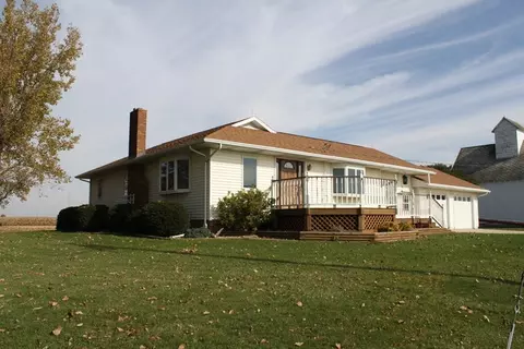 1280 E 9th Rd, Streator, IL 61364 photo 1