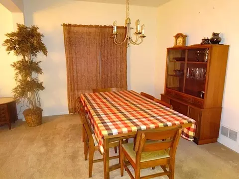 1923 Carlton Dr, Plainfield, IL 60586 photo 4