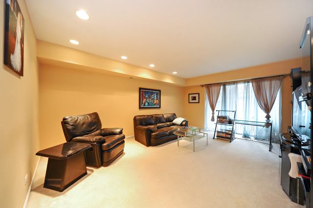 1430 Sandstone Dr #209, Wheeling, IL 60090 photo 3
