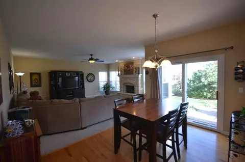 26661 Lindengate Cir, Plainfield, IL 60585 photo 5