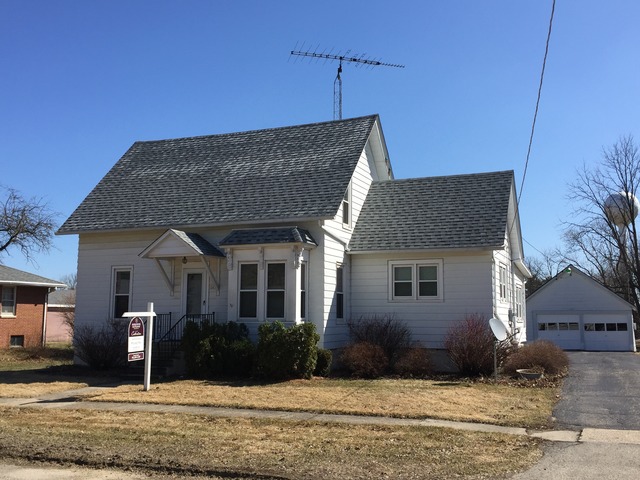245 N 5th St, Capron, IL 61012 photo 16