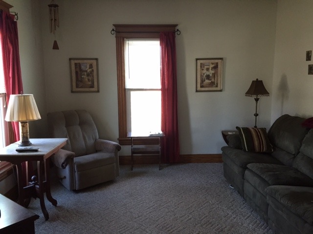 245 N 5th St, Capron, IL 61012 photo 4