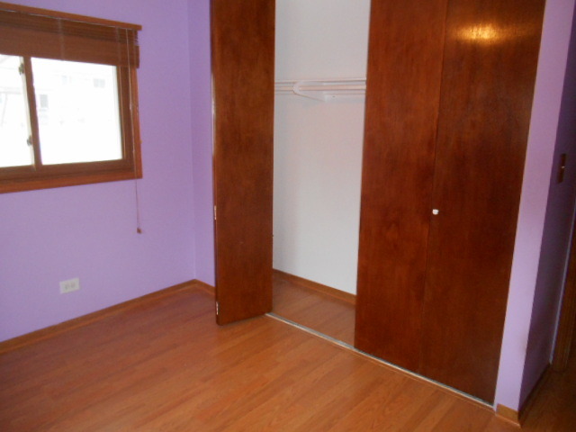 440 Westview St, Hoffman Estates, IL 60169 photo 3