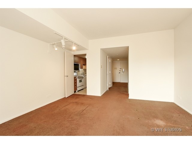 175 E Delaware Pl #5914, Chicago, IL 60611 photo 3