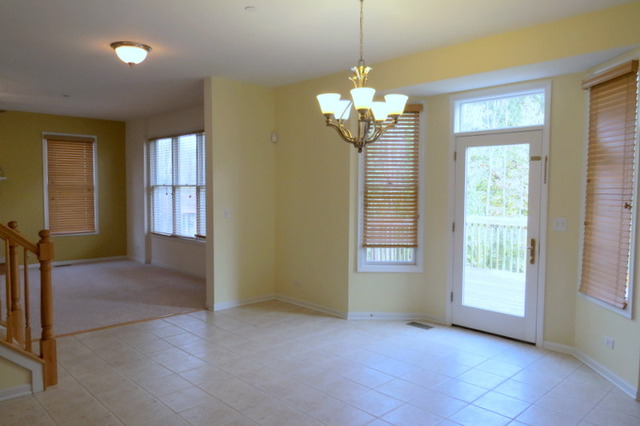 1271 Bison Ln, Hoffman Estates, IL 60192 photo 6