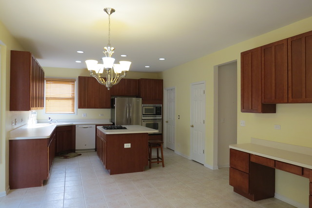 1271 Bison Ln, Hoffman Estates, IL 60192 photo 5