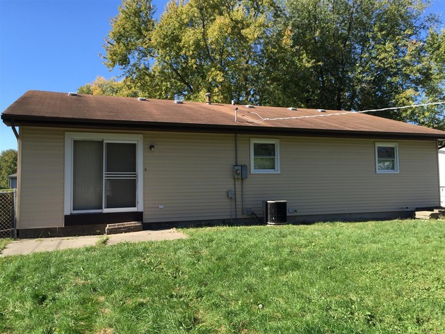 1620 Beach Rd, Mchenry, IL 60050 photo 10