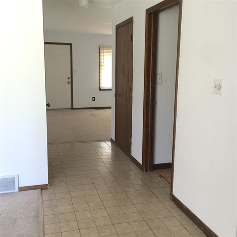 1620 Beach Rd, Mchenry, IL 60050 photo 3