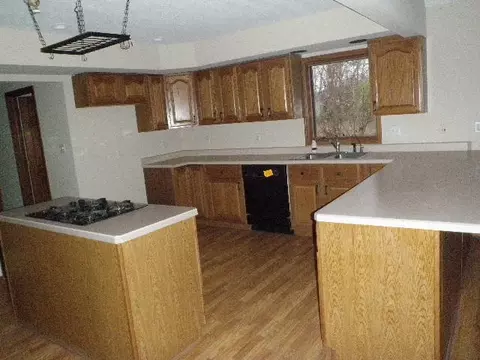 2920 E 15th Rd, Ottawa, IL 61350 photo 2