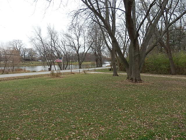 2074 S Sandbar Rd, Kankakee, IL 60901 photo 8