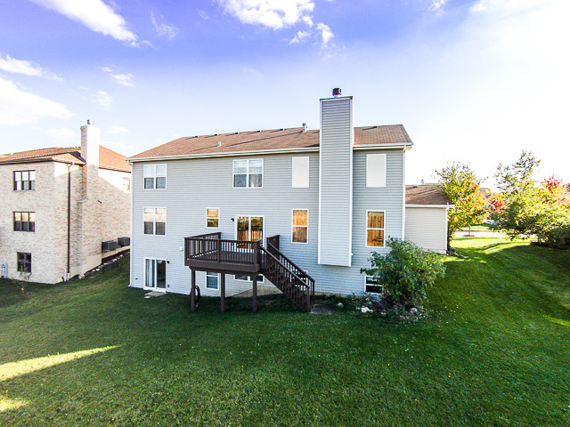 5190 Shotkoski Dr, Hoffman Estates, IL 60192 photo 2
