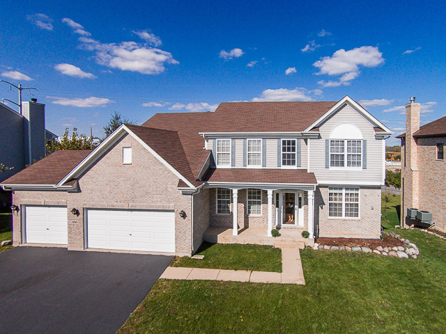 5190 Shotkoski Dr, Hoffman Estates, IL 60192 photo 1