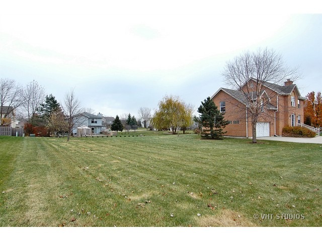 1306 Hilltop Blvd, Mchenry, IL 60050 photo 14
