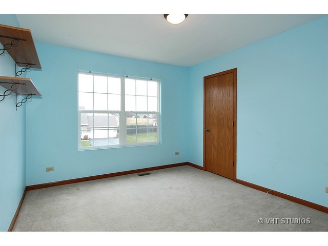 1306 Hilltop Blvd, Mchenry, IL 60050 photo 11