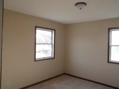 305 Twilight Dr, Morris, IL 60450 photo 4