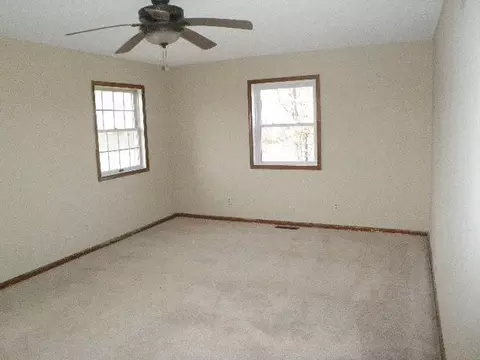 305 Twilight Dr, Morris, IL 60450 photo 6