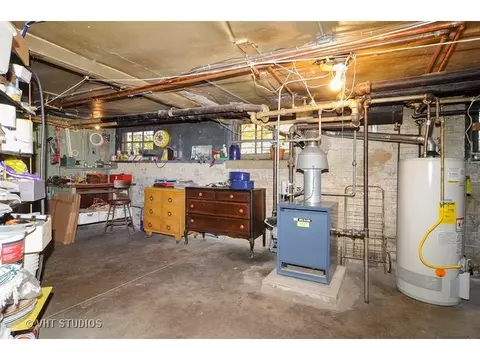 1530 W Juneway Ter, Chicago, IL 60626 photo 17