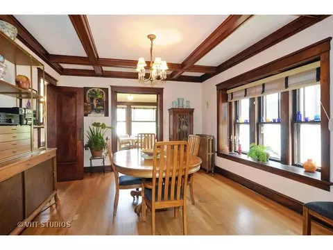 1530 W Juneway Ter, Chicago, IL 60626 photo 6