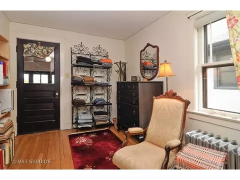 1530 W Juneway Ter, Chicago, IL 60626 photo 12