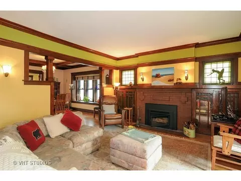 1530 W Juneway Ter, Chicago, IL 60626 photo 3