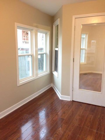 421 E 8th St, Lockport, IL 60441 photo 9