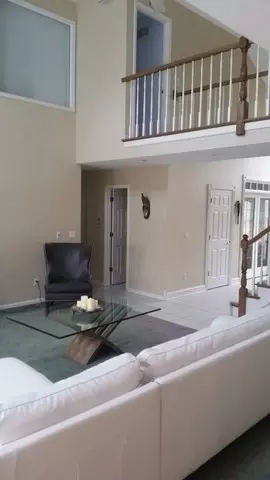 2003 Eldorado Dr, Geneva, IL 60134 photo 2
