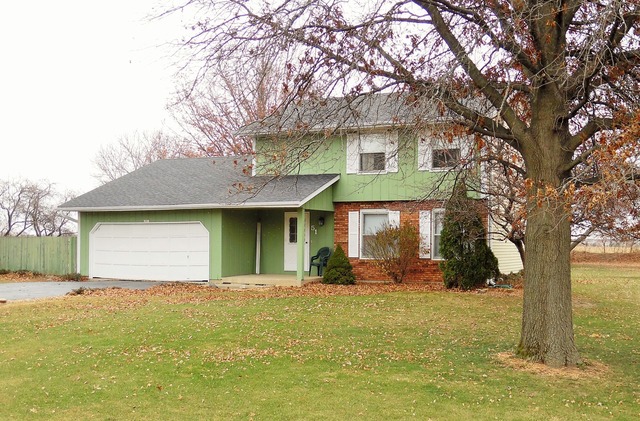 51 E Highland Dr, Bristol, IL 60512 photo 1