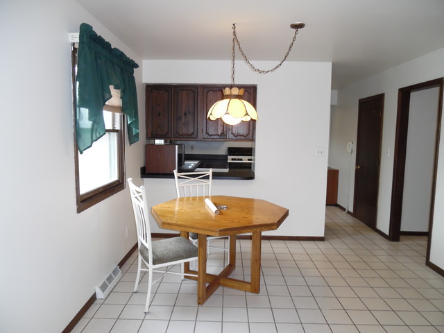 51 E Highland Dr, Bristol, IL 60512 photo 11