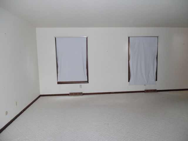 51 E Highland Dr, Bristol, IL 60512 photo 4