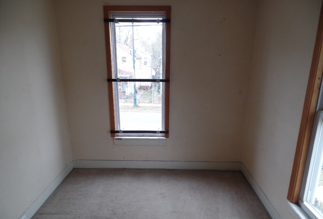 418 E Jackson St, Joliet, IL 60432 photo 7
