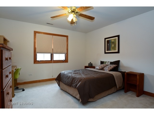1401 Selkirk St, Flossmoor, IL 60422 photo 13