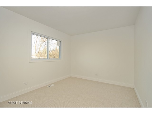 400 Northview Ln, Hoffman Estates, IL 60169 photo 6