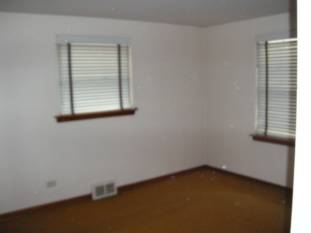 8742 42nd St, Lyons, IL 60534 photo 9