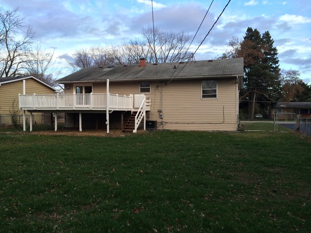 2719 Stilling Blvd, Mchenry, IL 60050 photo 1