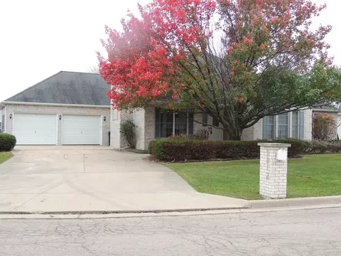 2812 Debo Dr, Peru, IL 61354 photo 2