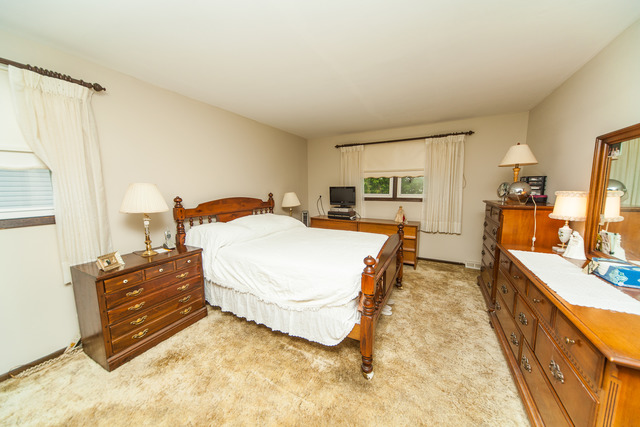 971 Dearborn Cir, Carol Stream, IL 60188 photo 10