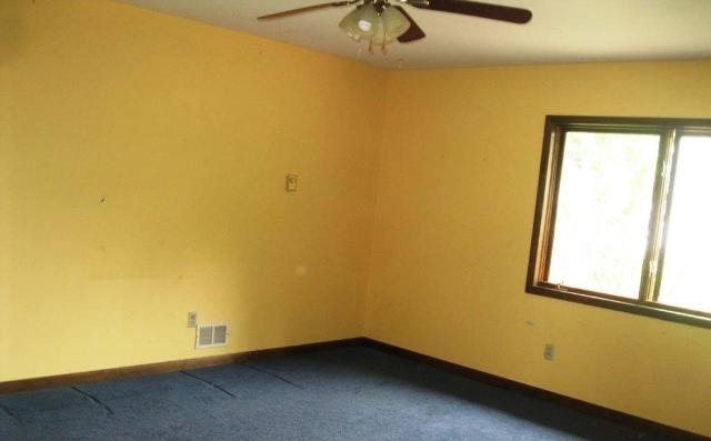 26115 W Rollins Rd, Ingleside, IL 60041 photo 3