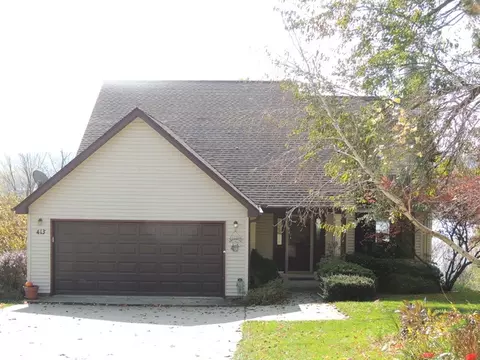 413 W Caroline St, Spring Valley, IL 61362 photo 1