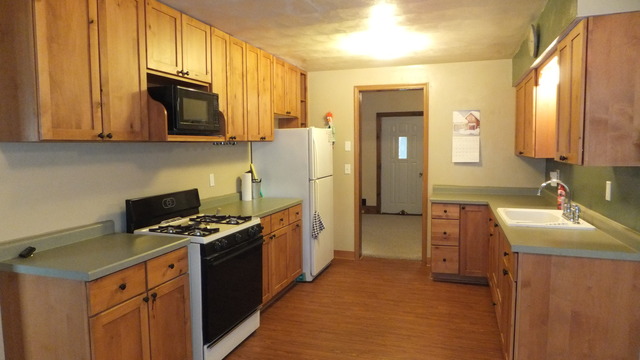 503 E Main St, Durand, IL 61024 photo 4