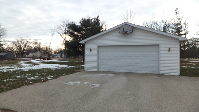 503 E Main St, Durand, IL 61024 photo 15