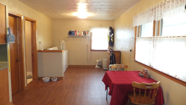 503 E Main St, Durand, IL 61024 photo 13