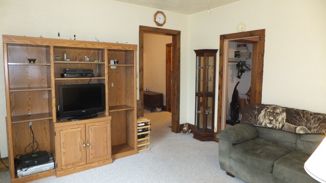 503 E Main St, Durand, IL 61024 photo 8